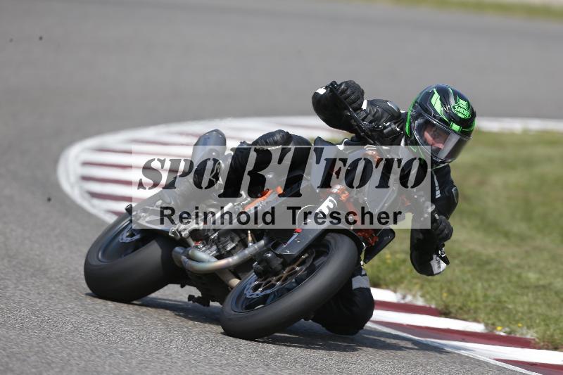 /Archiv-2025/49 26.08.2025 Cornu Master School ADR/rot-rouge/38